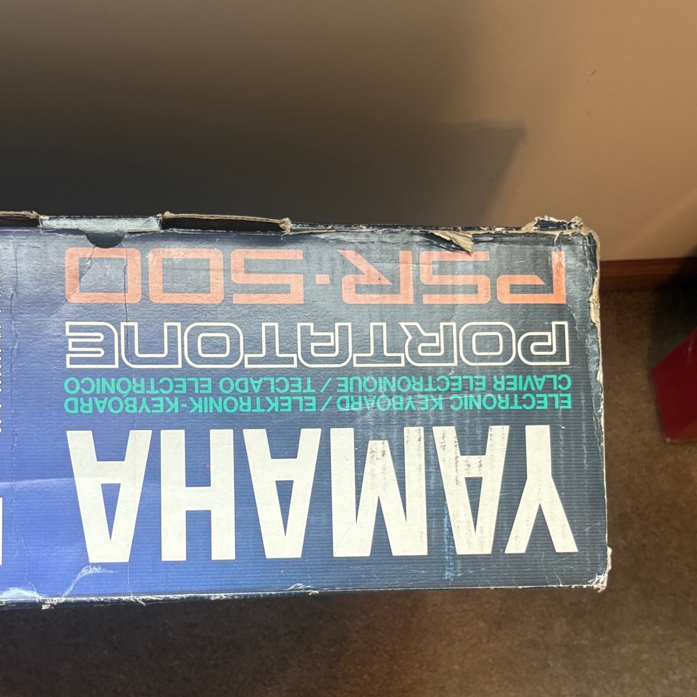 Yamaha Portable Keyboard Box - Blue with White Logo
